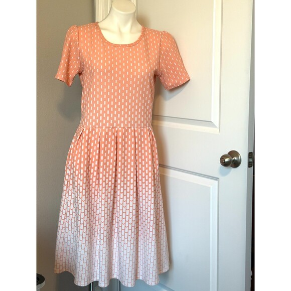 Lularoe Amelia Pleated Dress Orange Coral Arrows Dots Ombré Dip Size XL Flare - Picture 10 of 10